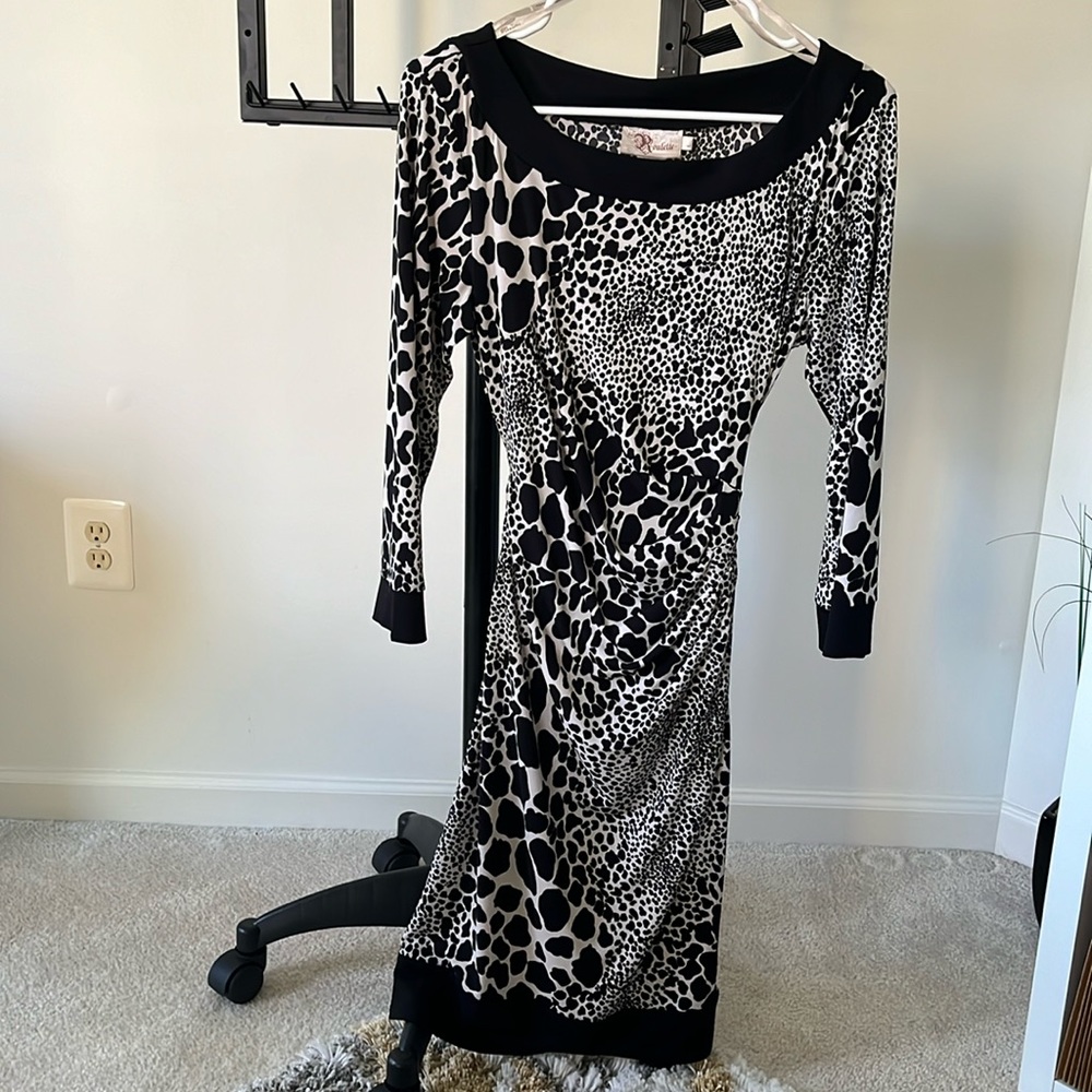Roulette stretch dress size large